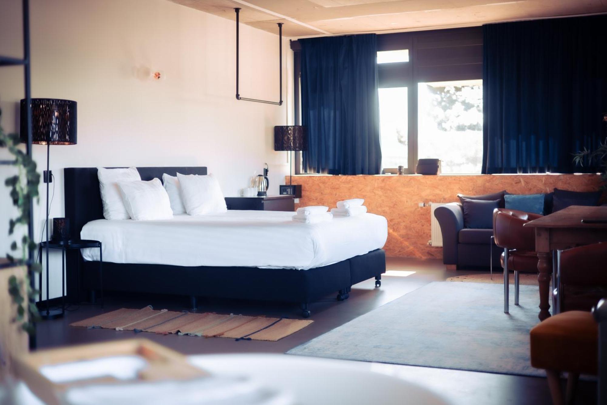 Urban The Golden Stork Hotel